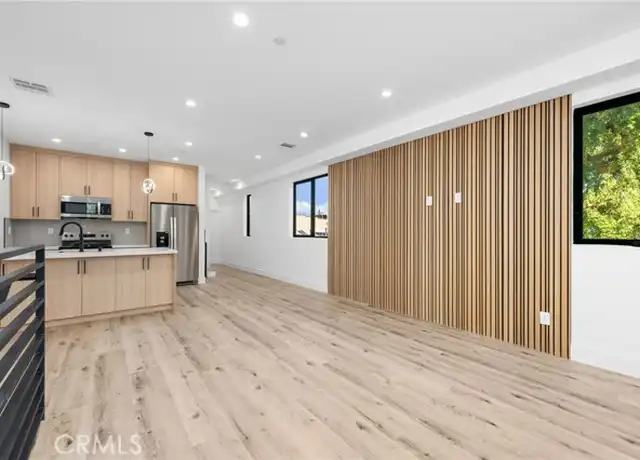 Property at 14525 Weddington St, Sherman Oaks, CA, 91411, 4 beds, 4.5 baths, [object Object]