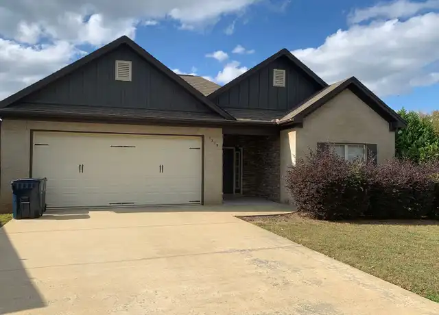 Property at 1329 Tulip Ct, Auburn, AL, 36830, 3 beds, 2 baths, [object Object]