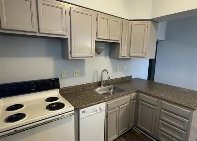 Property at 3213 Vine St, Cincinnati, OH, 45220, 3 beds, 2 baths, [object Object]
