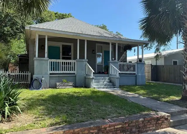Property at 1006 W Chase St Unit a, Pensacola, FL, 32502, 2 beds, 1 bath, [object Object]