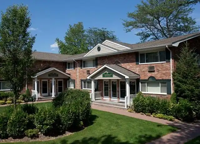 Property at 15 Westgate Dr Unit DU08, Bohemia, NY, 11716, 1 bed, 1 bath, [object Object]