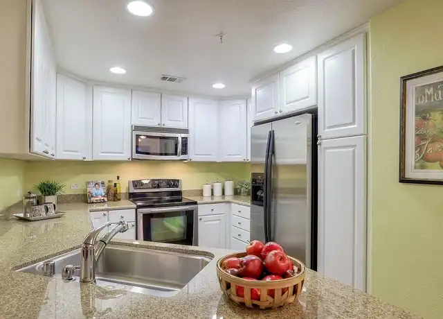 Property at 809 Auzerais Ave Unit 6C, San Jose, CA, 95126, 1 bed, 1 bath, [object Object]