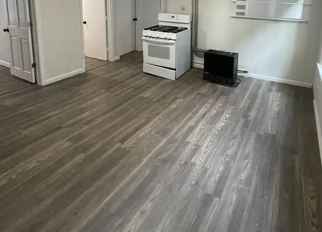 Property at 81 Merrifield St Unit 1, Worcester, MA, 01605, 3 beds, 1 bath, [object Object]