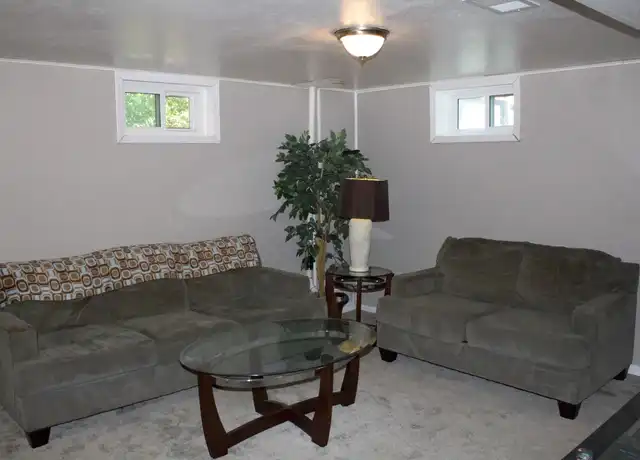 Property at 1713 W Kiowa St, Colorado Springs, CO, 80904, 1 bed, 1 bath, [object Object]