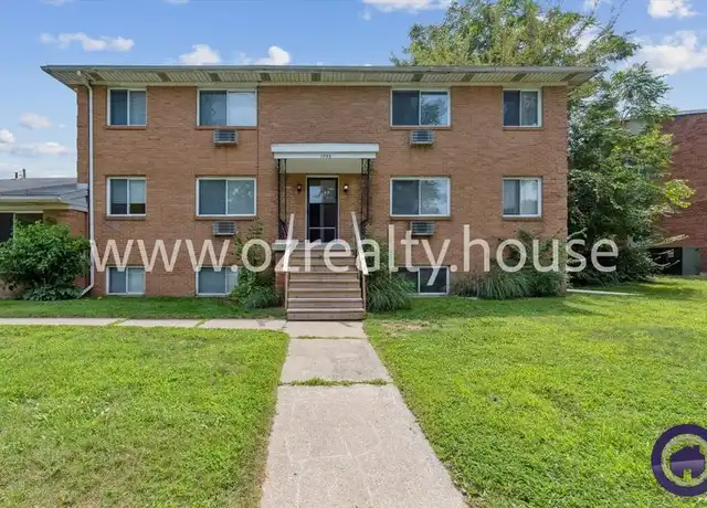 Property at 1733 Christian Ave Unit 2, Toledo, OH, 43613, 2 beds, 1 bath, [object Object]