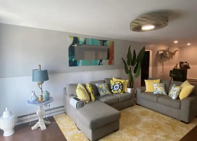 Property at 1382 Ocean Ave Unit B1, Sea Bright, NJ, 07760, 2 beds, 1 bath, [object Object]