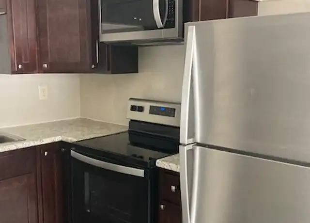 Property at 4 Sunny Ridge Cir, Dickson, TN, 37055, 1 bed, 1 bath, [object Object]