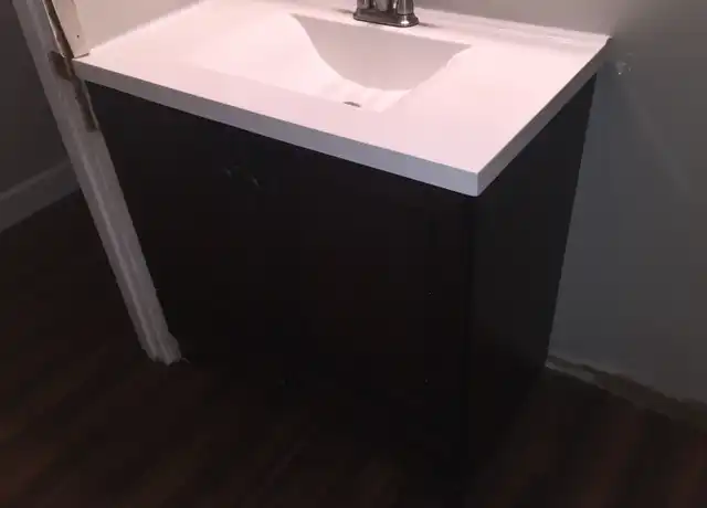 Property at 300 Sunny Ridge Cir, Dickson, TN, 37055, 1 bed, 1 bath, [object Object]