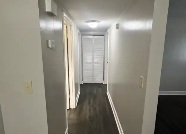 Property at 300 Sunny Ridge Cir, Dickson, TN, 37055, 1 bed, 1 bath, [object Object]