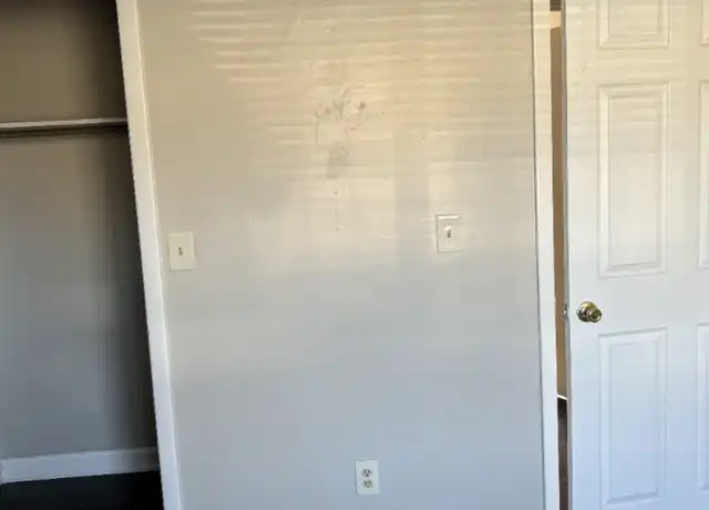 Property at 300 Sunny Ridge Cir, Dickson, TN, 37055, 1 bed, 1 bath, [object Object]