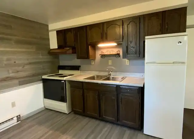 Property at 114 Millersville Rd, Lancaster, PA, 17603, 1 bed, 1 bath, [object Object]