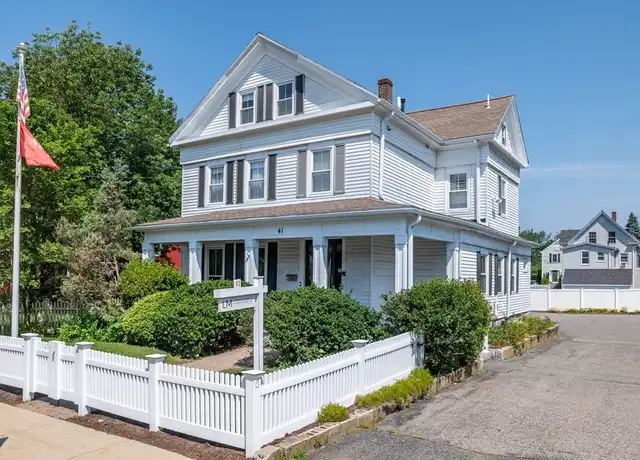 Property at 41 W Central St Unit 2, Natick, MA, 01760, 3 beds, 2 baths, [object Object]