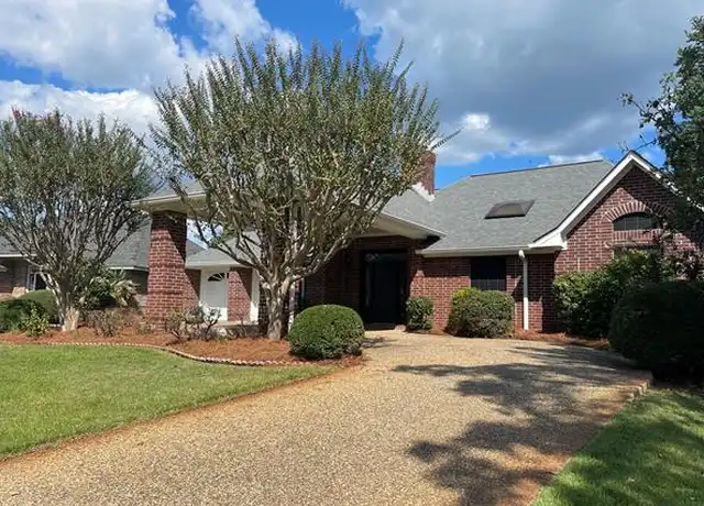 Property at 406 Fairmont Dr, Bossier City, LA, 71111, 3 beds, 2 baths, [object Object]