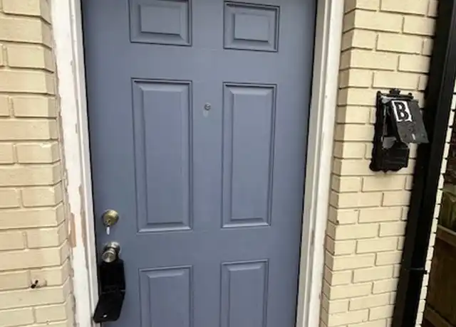 Property at 728 N Broadway Unit B, Lexington, KY, 40508, 1 bed, 1 bath, [object Object]
