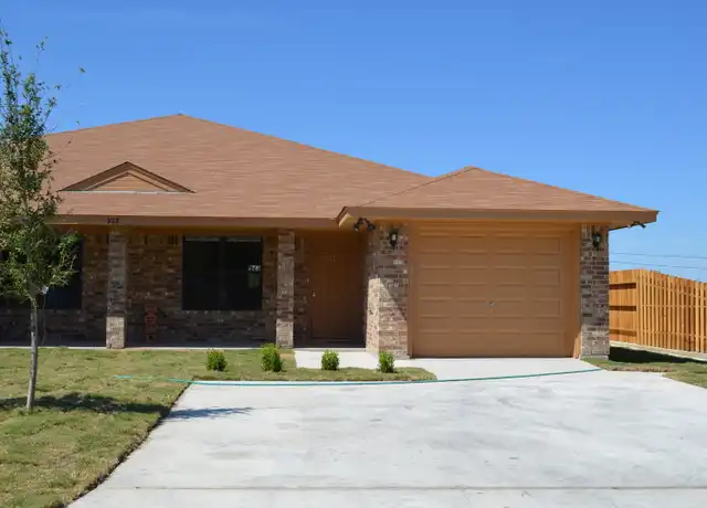 Property at 908 Rebecca Ln Unit B READY/ SHOWABLE, Harker Heights, TX, 76548, 3 beds, 2 baths, [object Object]