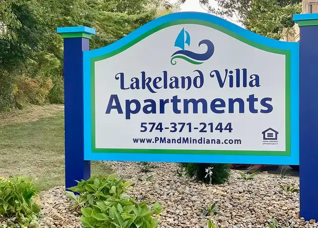 Property at Lakeland Villa Apartments - 200 Kinney Dr, Warsaw, IN, 46580, 2 beds, 2 baths, [object Object]