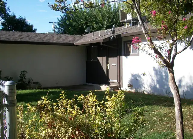 Property at 2190 Athens Ave Unit 2192, Redding, CA, 96001, 3 beds, 1 bath, [object Object]