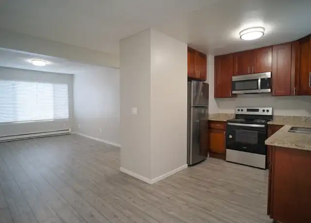 Property at 11914 1st Ave SW Unit 1, Seattle, WA, 98146, 1 bed, 1 bath, [object Object]
