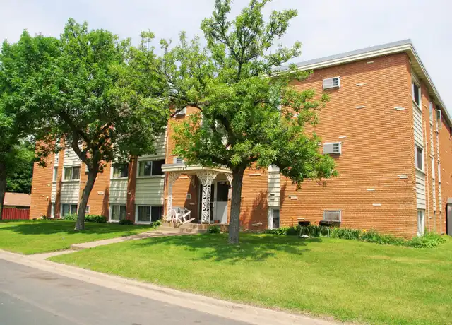 Property at 804 6th St NW Unit 6, New Brighton, MN, 55112, 1 bed, 1 bath, [object Object]