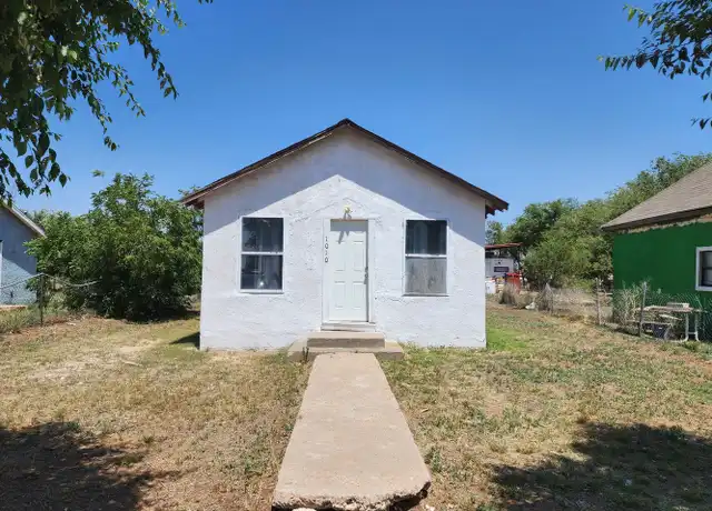 Property at 1010 North Avenue A Unit A, Portales, NM, 88130, 1 bed, 1 bath, [object Object]