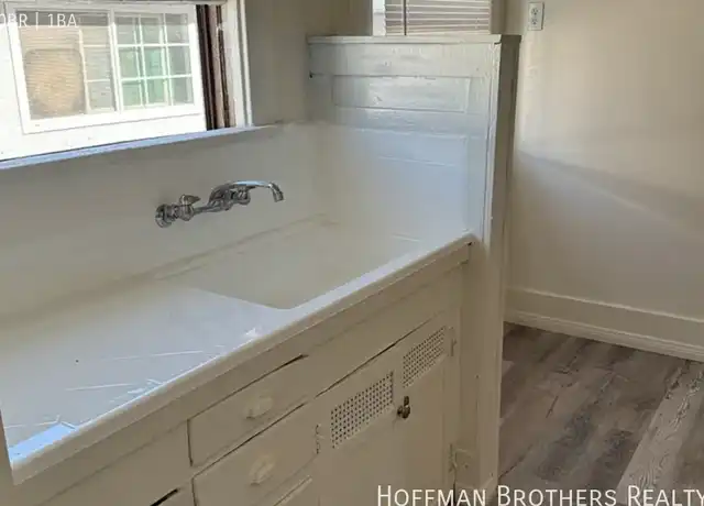 Property at 644 W 5th St Unit 1A, San Pedro, CA, 90731, 0 beds, 1 bath, [object Object]