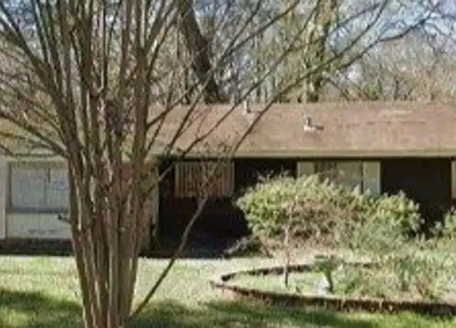 Property at 935 Branch St, Jackson, MS, 39212, 3 beds, 2 baths, [object Object]