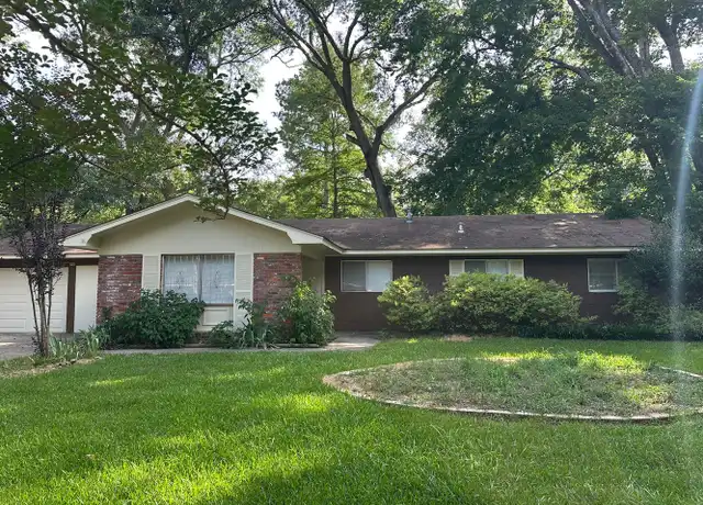Property at 935 Branch St, Jackson, MS, 39212, 4 beds, 2 baths, [object Object]
