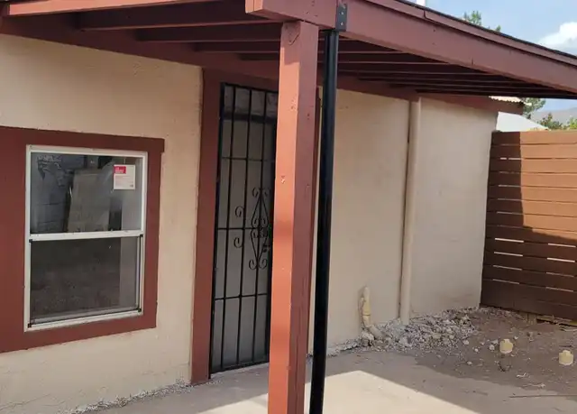 Property at 1407 New York Ave, Alamogordo, NM, 88310, 1 bed, 1 bath, [object Object]