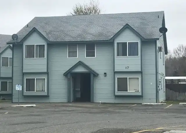 Property at 17 W 24th Ave, Kennewick, WA, 99337, 2 beds, 1 bath, [object Object]