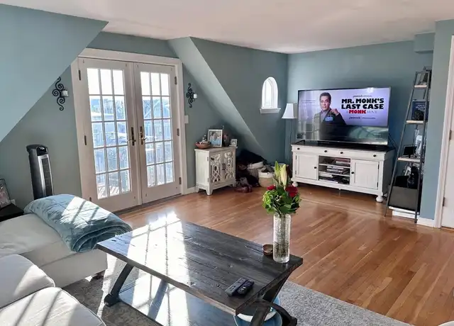 Property at 589 E 8th St #3, South Boston, MA, 02127, 1 bed, 1 bath, [object Object]