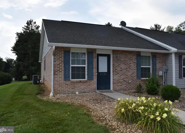 Property at 2701 Roosevelt Dr, Chambersburg, PA, 17201, 2 beds, 1 bath, [object Object]