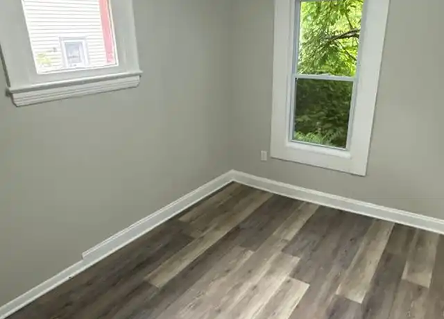 Property at 234 E 156th St Unit 4, Cleveland, OH, 44110, 2 beds, 1 bath, [object Object]