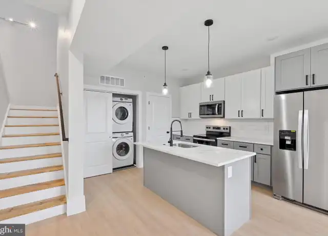 Property at 520 W Susquehanna Ave Unit 5, Philadelphia, PA, 19122, 2 beds, 1.5 baths, [object Object]