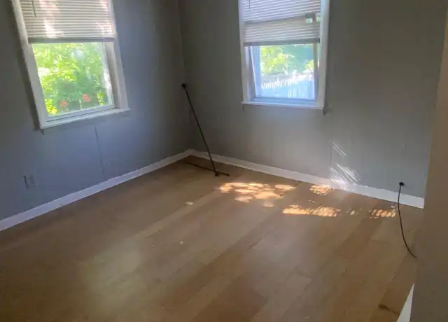 Property at 610 E Division St Unit R1, Syracuse, NY, 13208, 2 beds, 1 bath, [object Object]