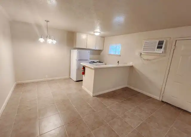 Property at 6602 Madrid St Unit 15, Houston, TX, 77021, 2 beds, 1 bath, [object Object]