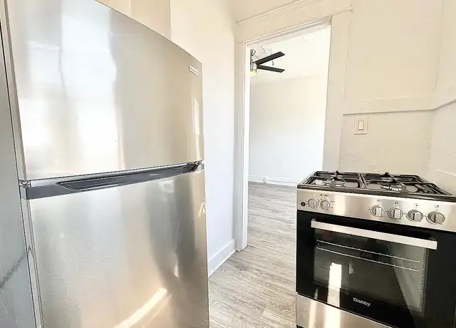 Property at 1420 S Bonnie Brae St, Los Angeles, CA, 90006, 0 beds, 1 bath, [object Object]