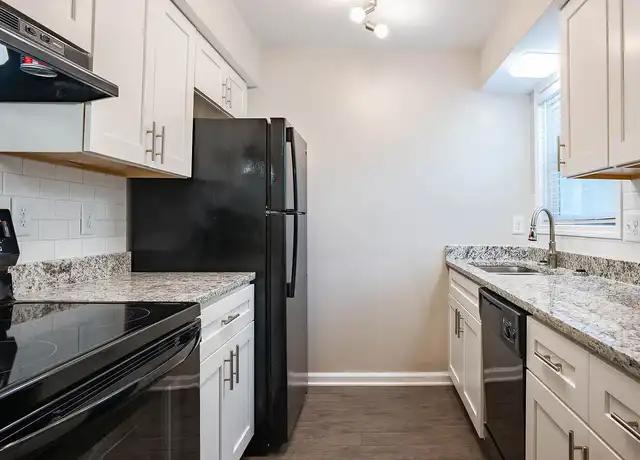 Property at The Grove at Six Hundred Apartment Homes - 600 Redmond Rd NW, Rome, GA, 30165, 2 beds, 1.5 baths, [object Object]