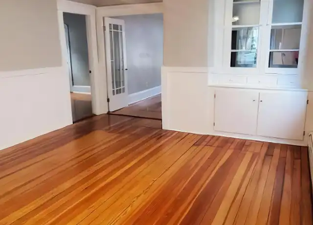Property at 194 Eugenia St, New Bedford, MA, 02745, 3 beds, 1 bath, [object Object]