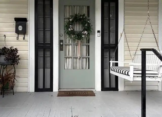 Property at 829 Cherokee St, New Orleans, LA, 70118, 2 beds, 1 bath, [object Object]