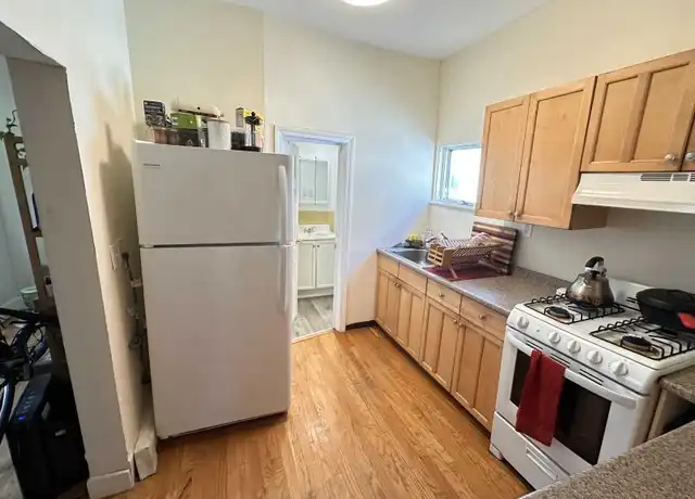 Property at 11 Cross Street Pl, Somerville, MA, 02145, 2 beds, 1 bath, [object Object]