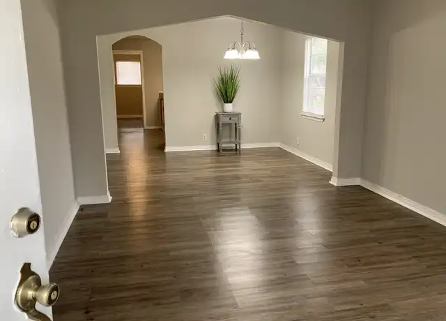 Property at 3563 Dauphin Island Pkwy, Mobile, AL, 36605, 3 beds, 1 bath, [object Object]