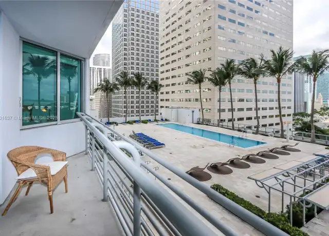 Property at 325 S Biscayne Blvd #1422, Miami, FL, 33131, 2 beds, 2 baths, [object Object]