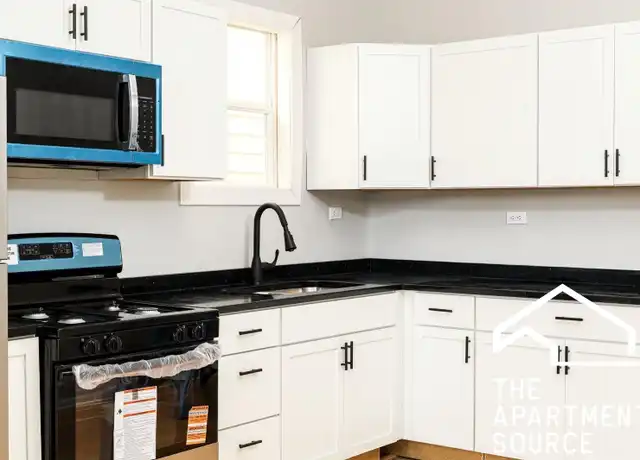 Property at 3714 W Cortland St Unit 1F, Chicago, IL, 60647, 2 beds, 1 bath, [object Object]