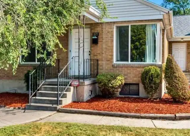 Property at 2577 S 700 E Unit 2, Salt Lake City, UT, 84106, 4 beds, 2 baths, [object Object]