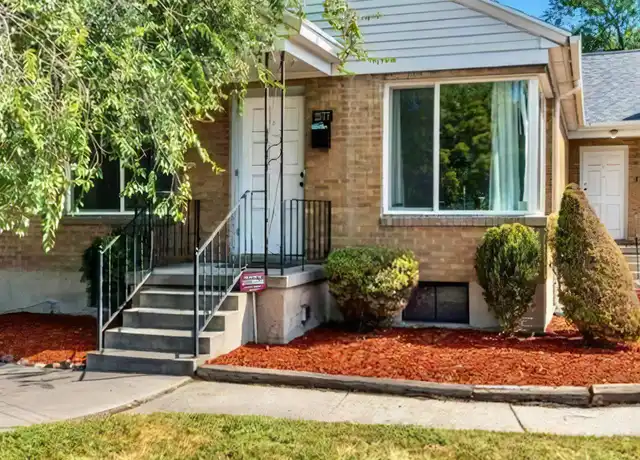 Property at 2577 S 700 E Unit 2, Salt Lake City, UT, 84106, 4 beds, 2 baths, [object Object]