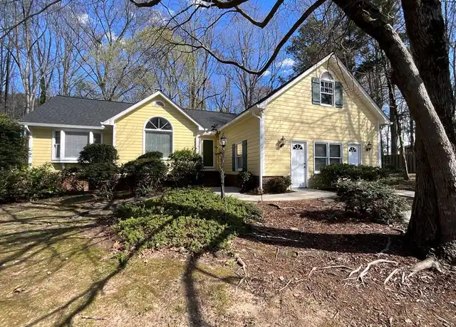 Property at 5804 High View Rd, Greensboro, NC, 27410, 4 beds, 2 baths, [object Object]
