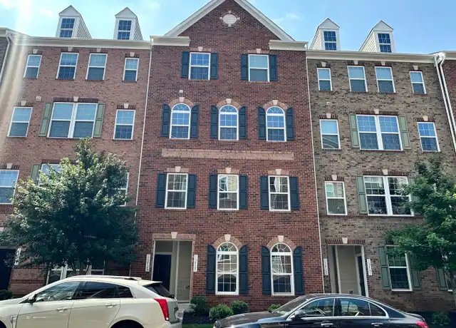 Property at 13727 Endeavour Dr Unit 3G, Herndon, VA, 20171, 3 beds, 2.5 baths, [object Object]