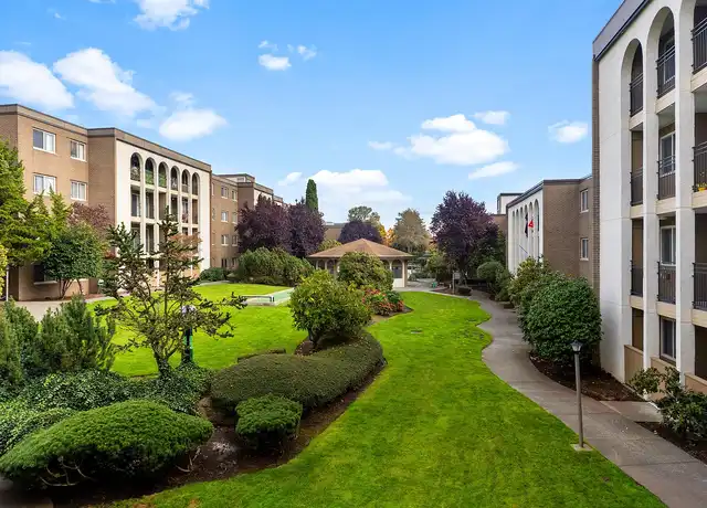 Property at The Galleria - 10500 Meridian Ave N, Seattle, WA, 98133, 1-2 bed, 1-1.5 bath, [object Object]