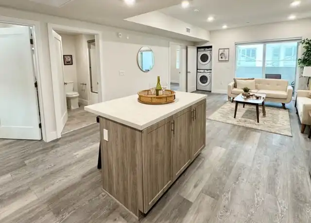 Property at 3050 W 11th St Unit 301, Los Angeles, CA, 90006, 3 beds, 2 baths, [object Object]