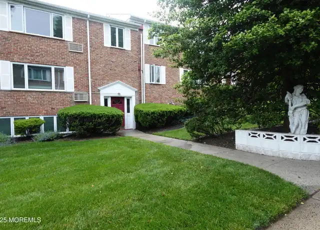 Property at 283 Spring St Unit 1B, Red Bank, NJ, 07701, 2 beds, 1 bath, [object Object]